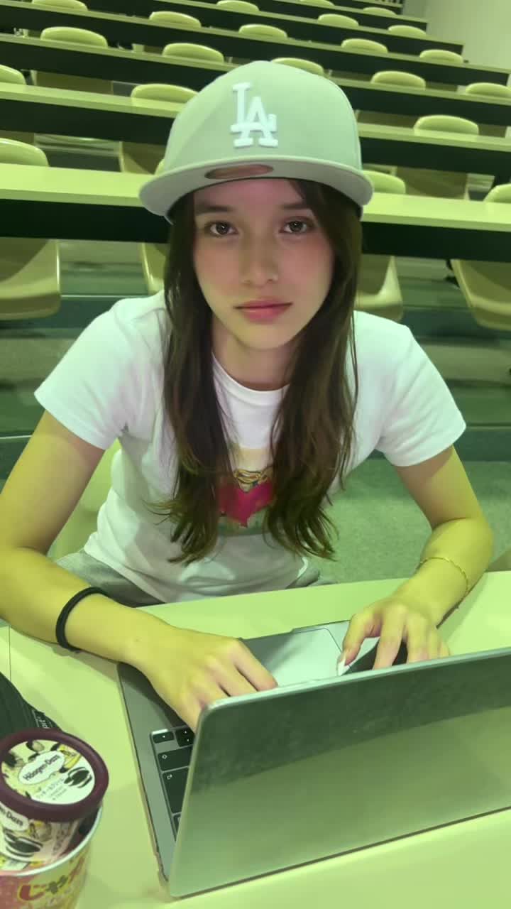 @saya