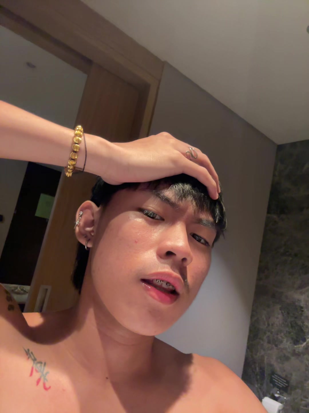 @lvryx