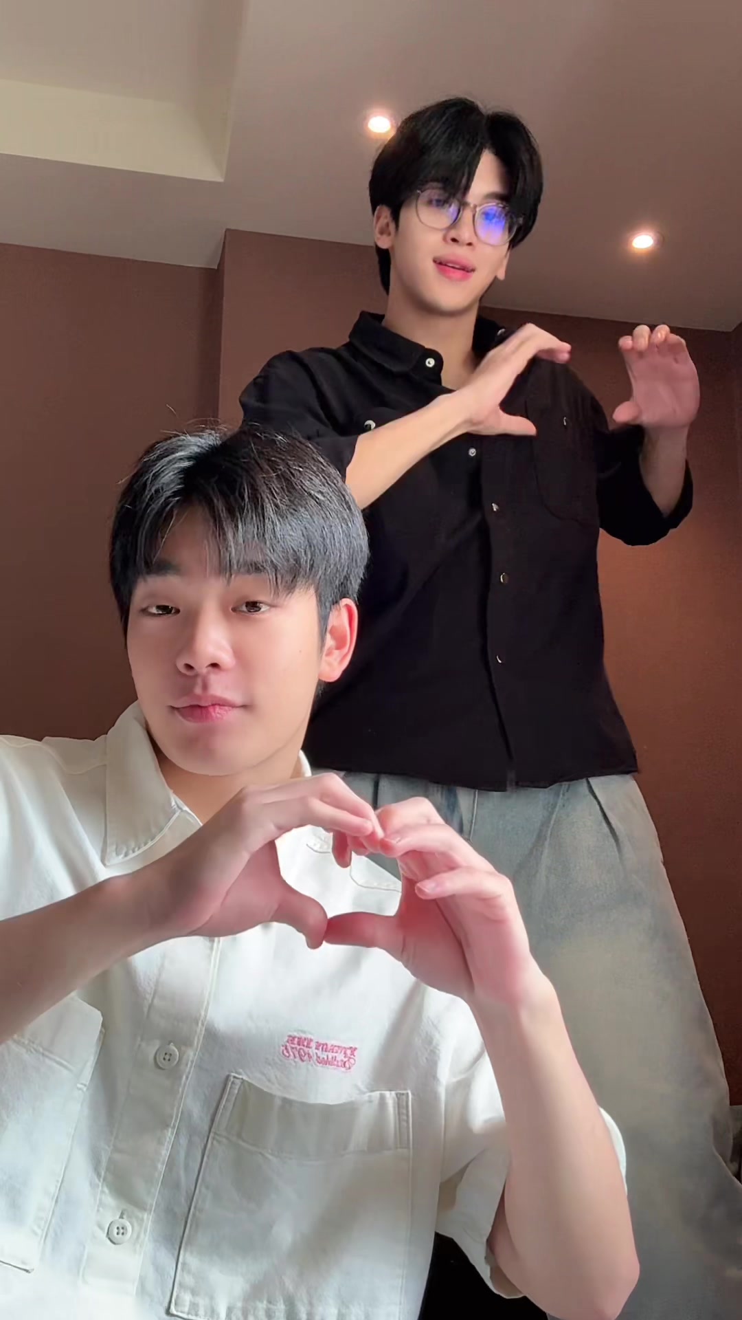 @iZ
