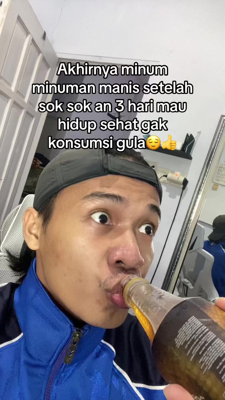 @YAYAT