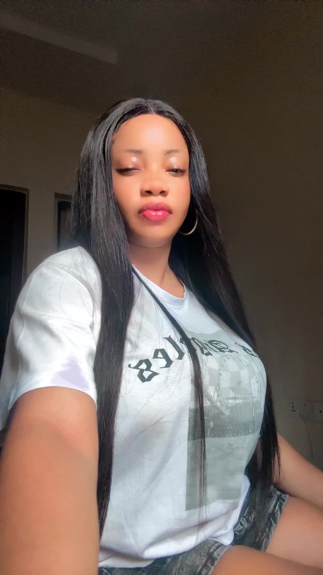 @Juicyqueen1b