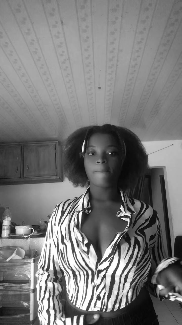 @la poup&eacute;e noire 🥰🥰