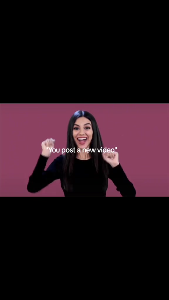 @Randomvideos_