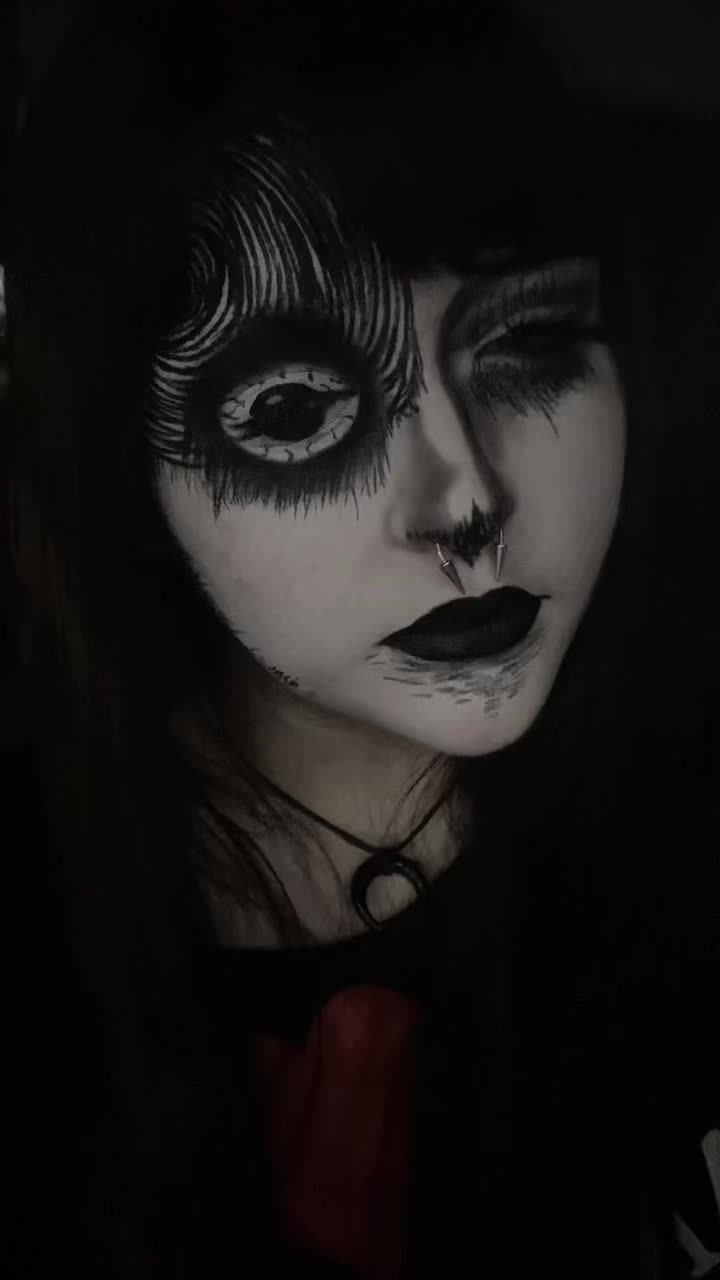 @herheadfelloff