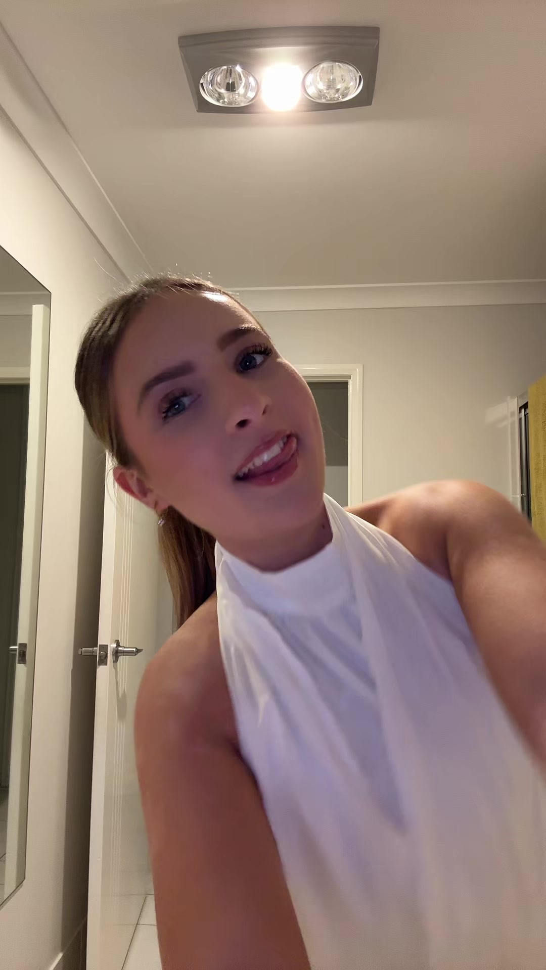 @domsspam_