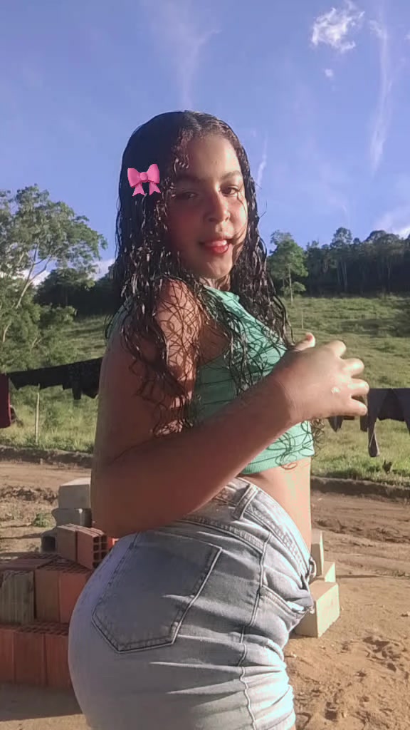 @Elisa