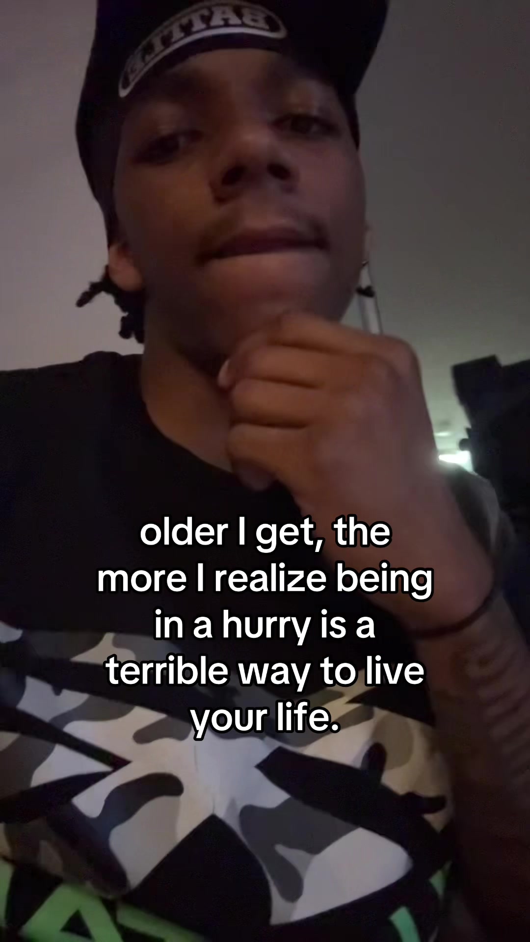 @🚶🏾&zwj;♂️&zwj;➡️