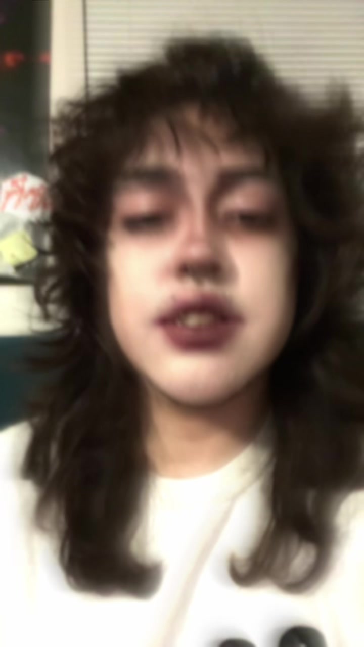 @Axl