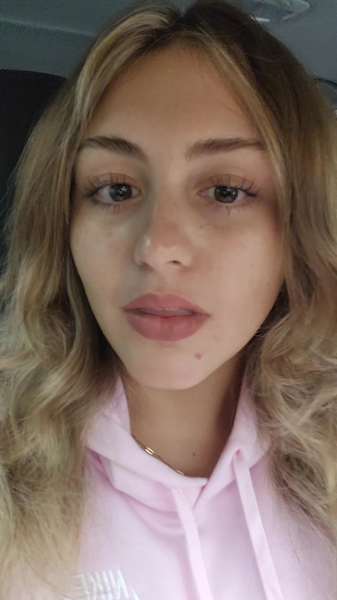 @Marisa 🥂