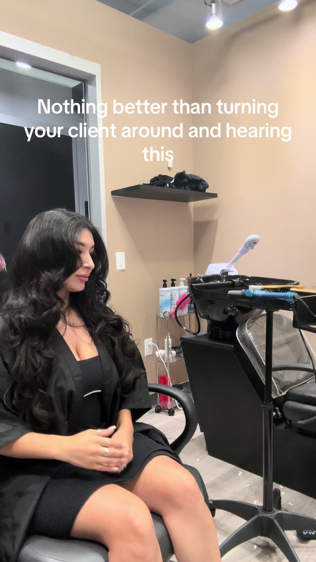 @Desi | Houston Hairstylist ✨