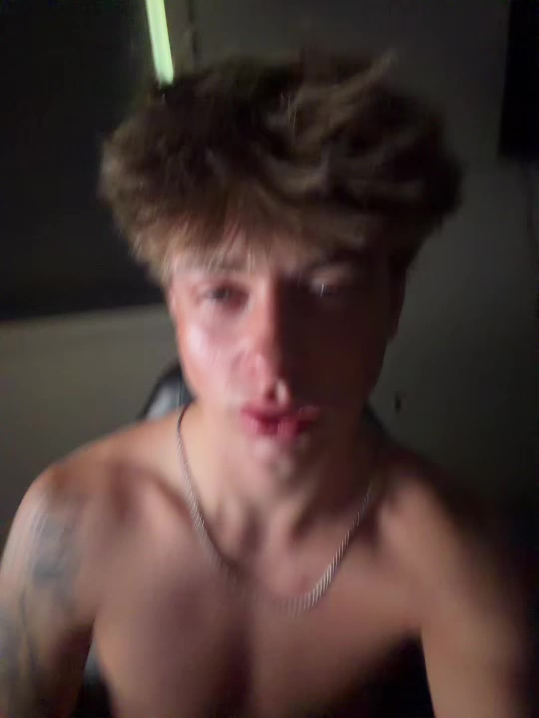 @ykYouLoveBrian