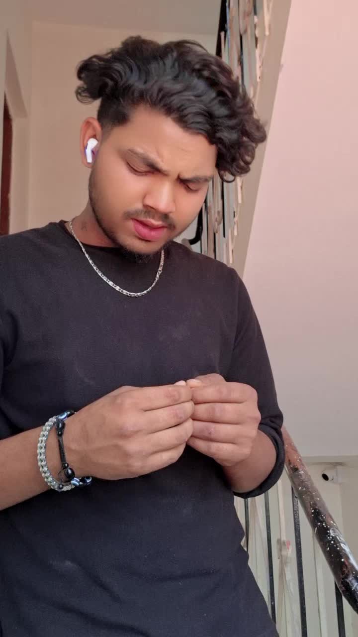 @🖤