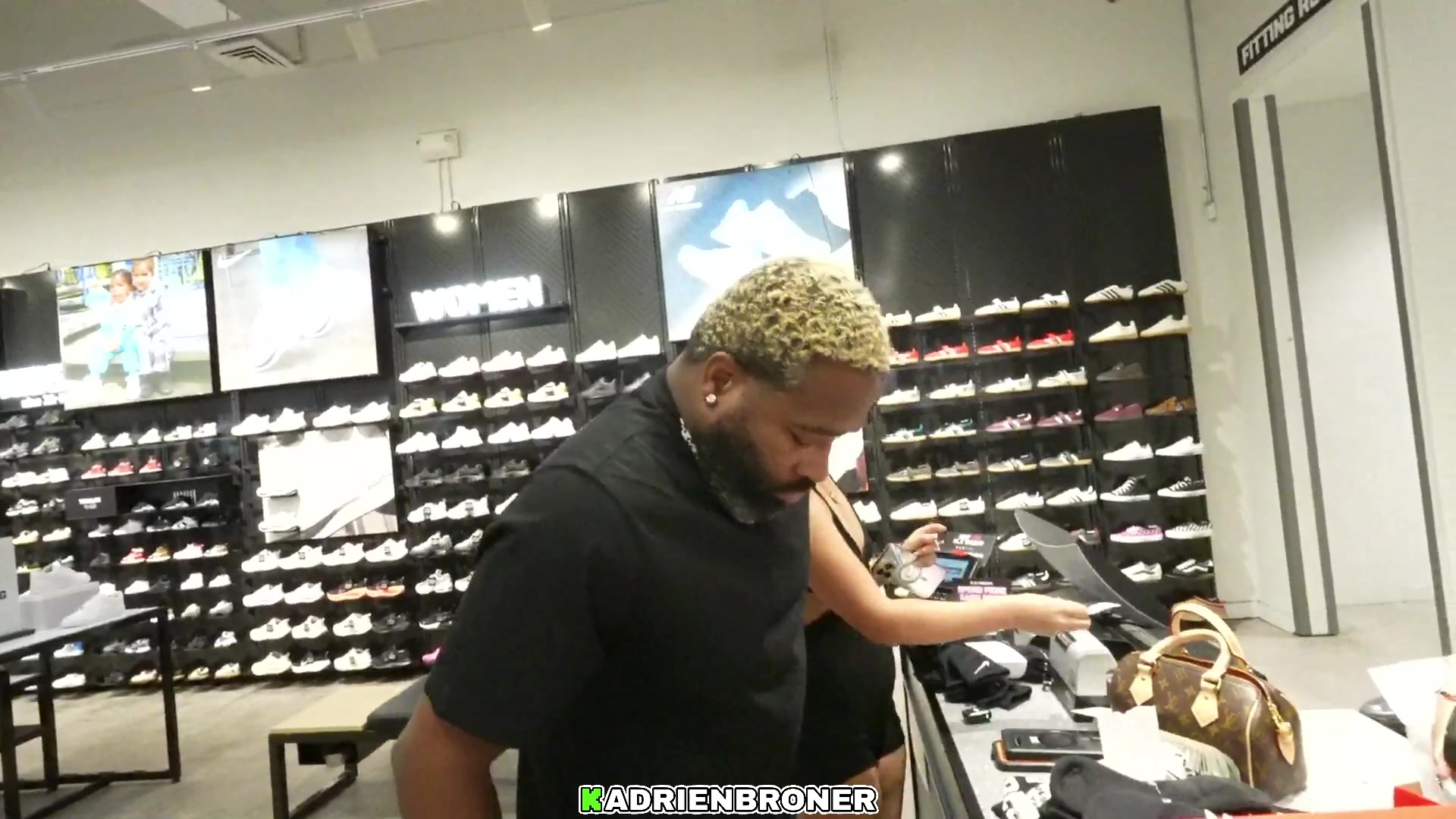 @Adrienbronerclips
