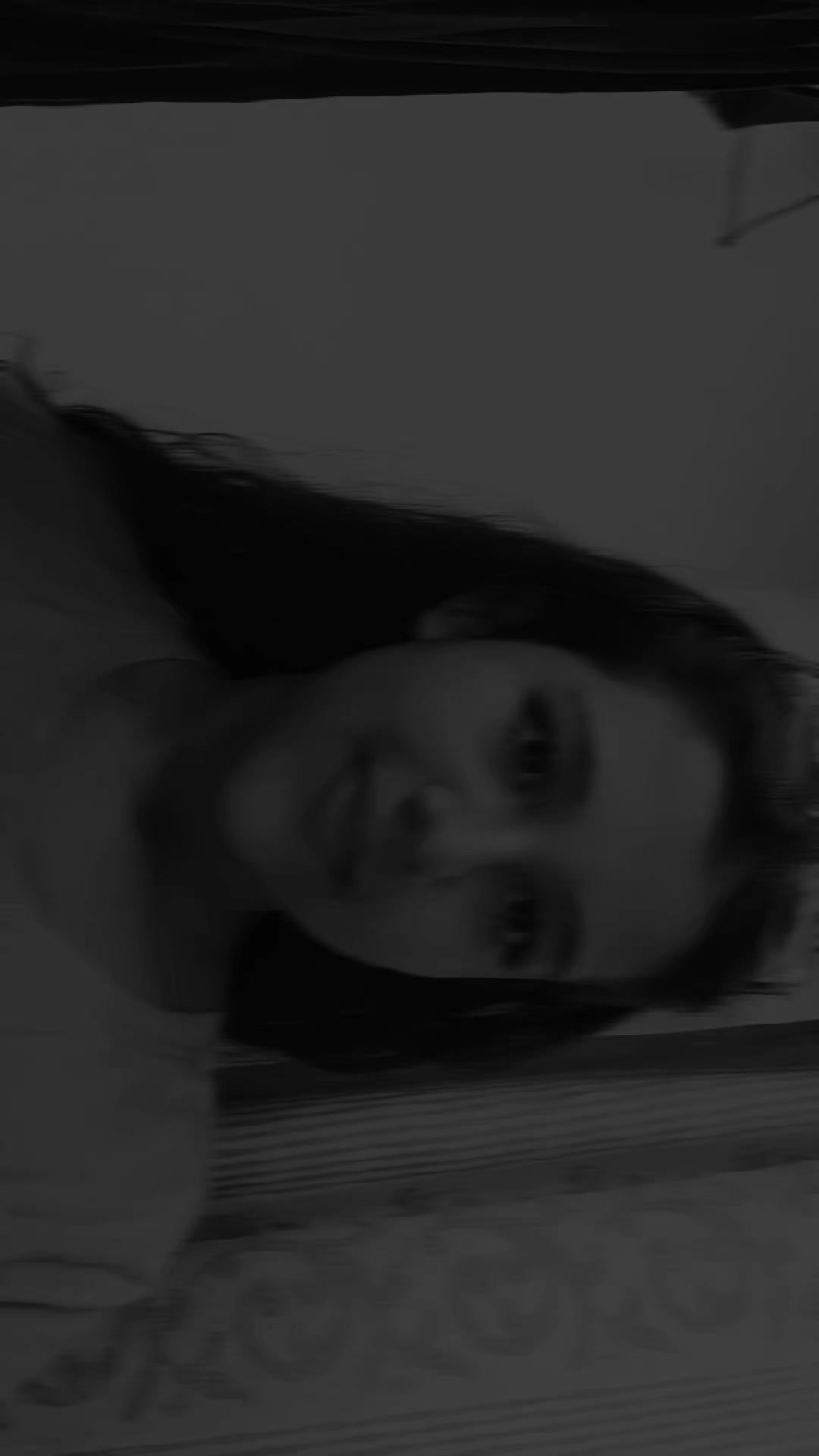 @ARNA🦋