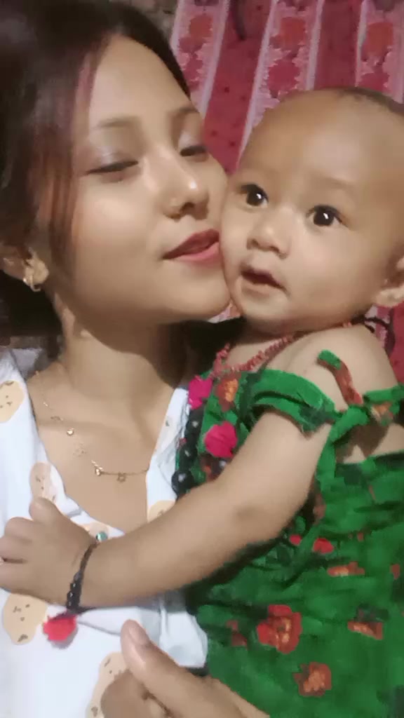 @Priyanka🌙