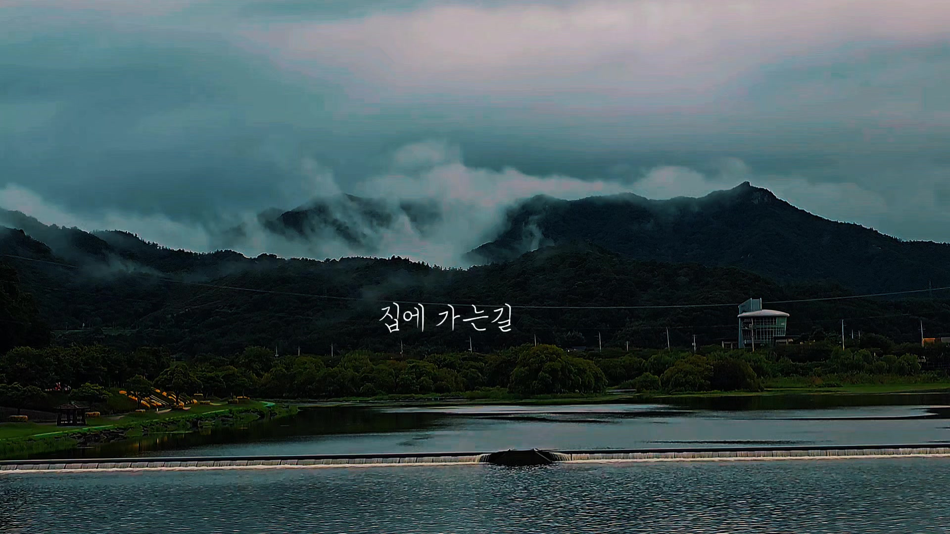 @유니