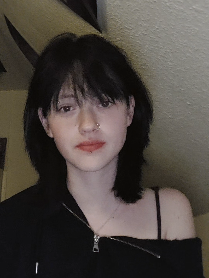 @alyah𒉭🦋