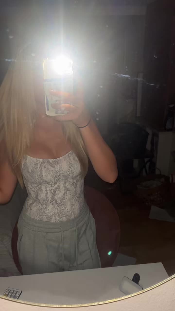 @𝐴𝑚𝑒𝑙𝑖𝑒ꨄ