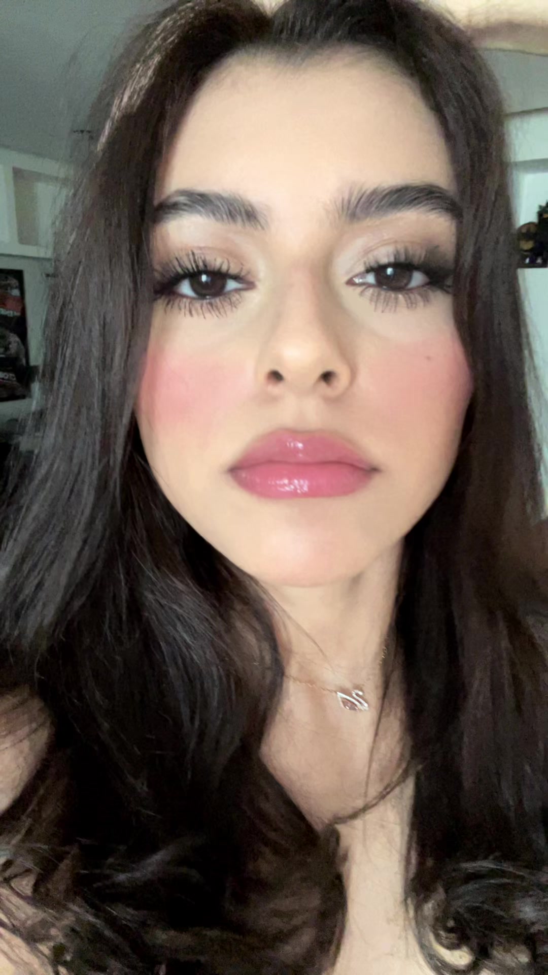 @isavqz7