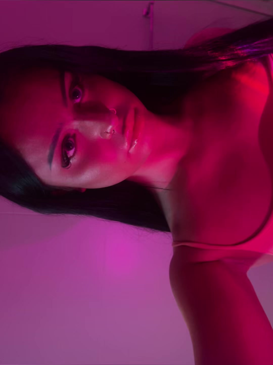 @joniethebrat