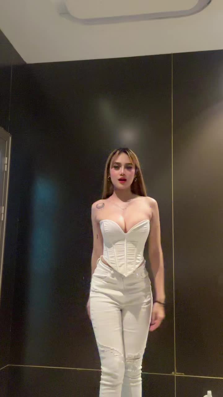 @miss_nicc