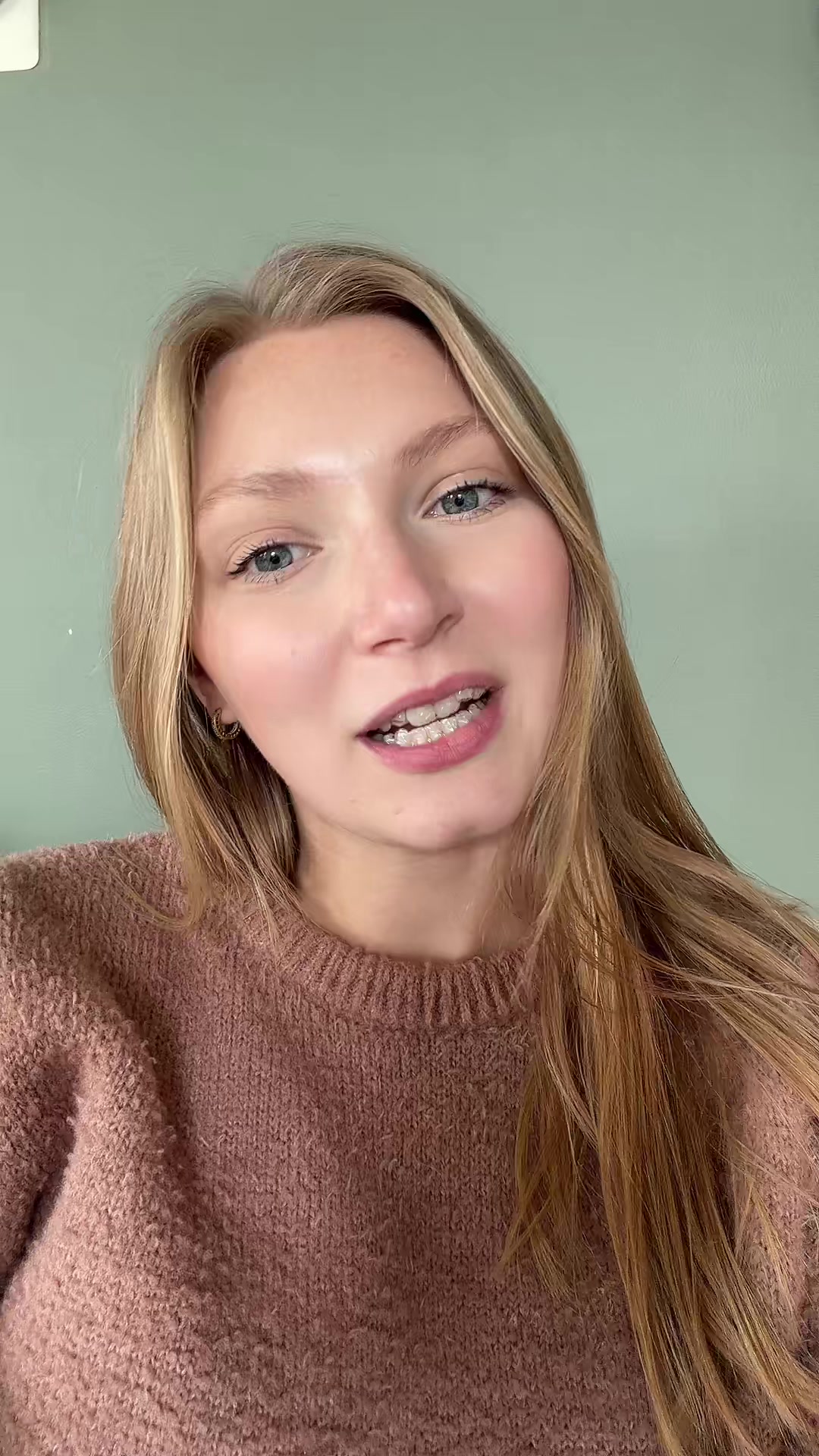 @Sydnee