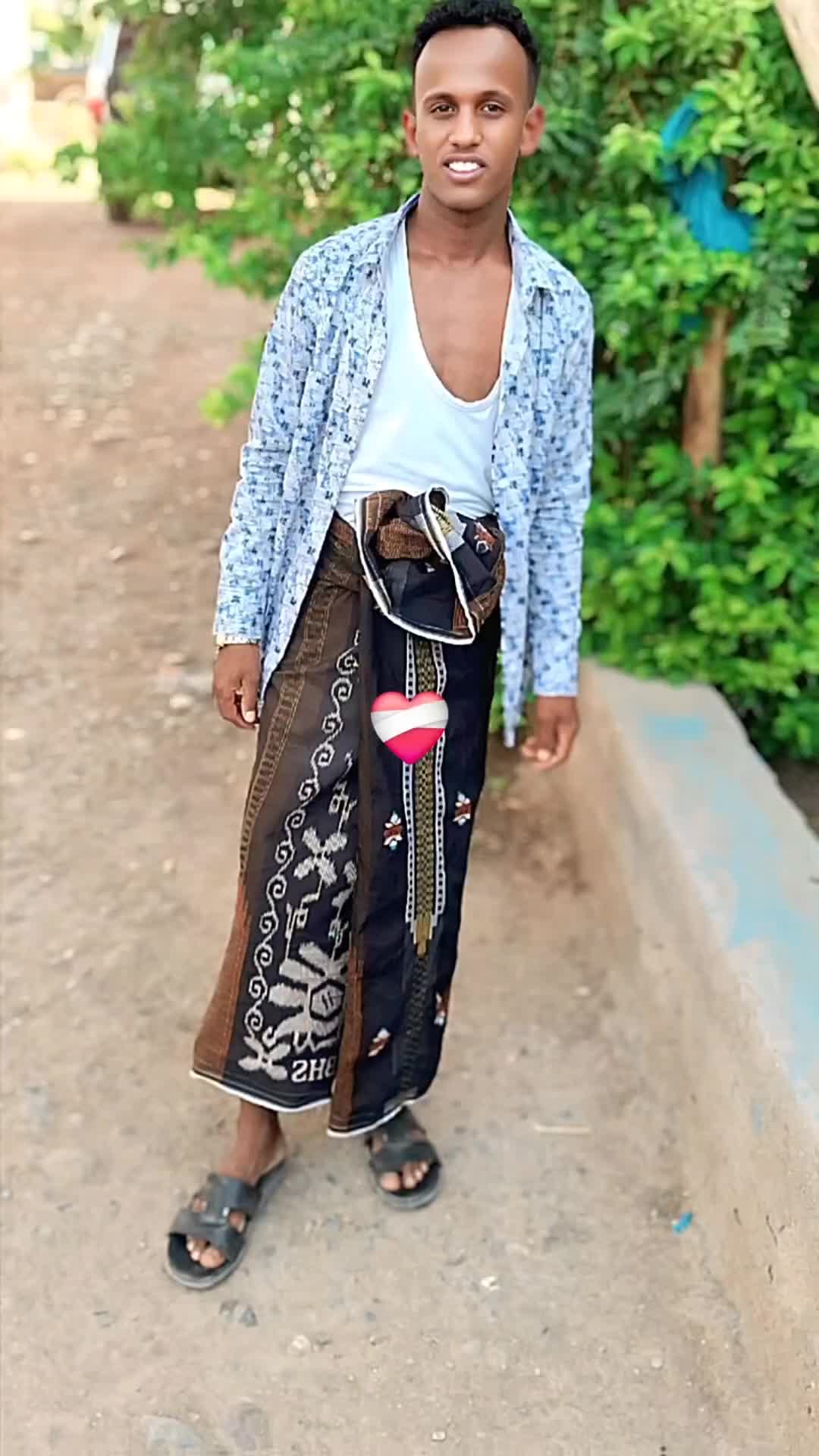 @𝘄𝗶𝘇🫡 𝗾𝗮𝗹𝘂𝘀𝗵 ✅ Yallo