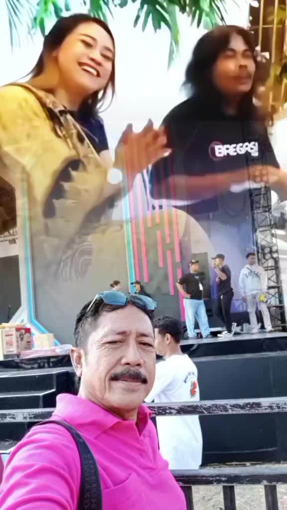 @Jumari