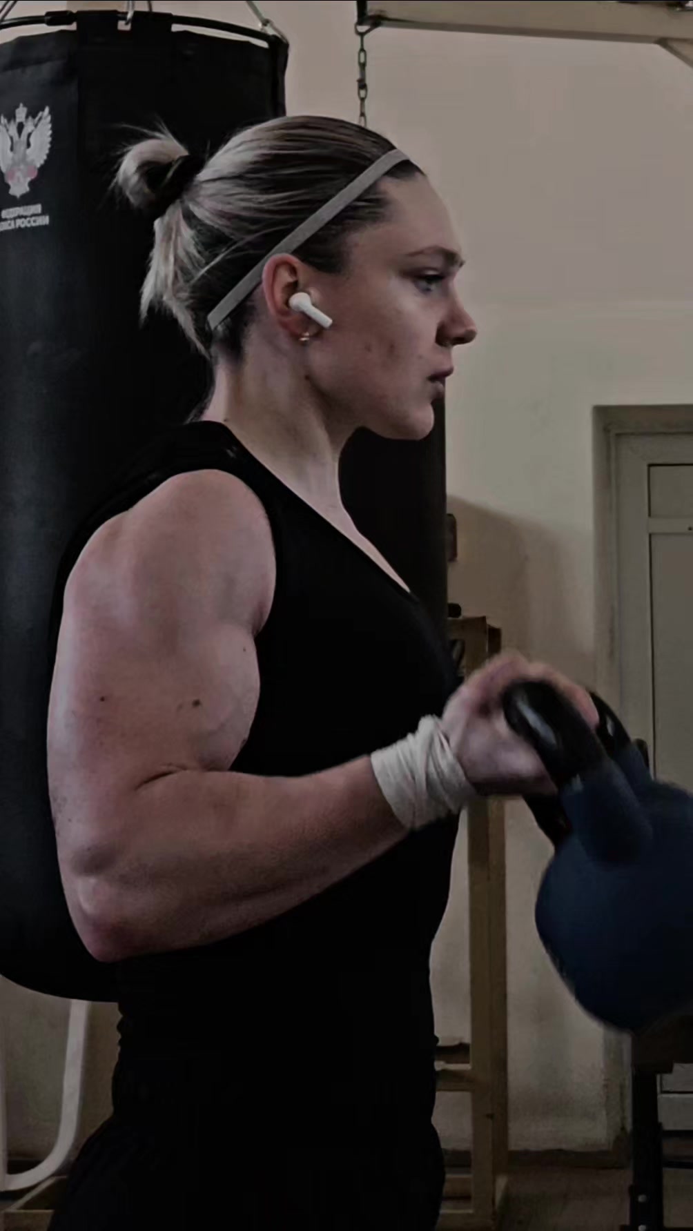 @muscle_blondi