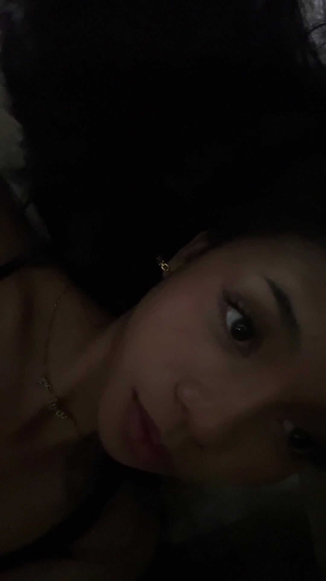 @blueee