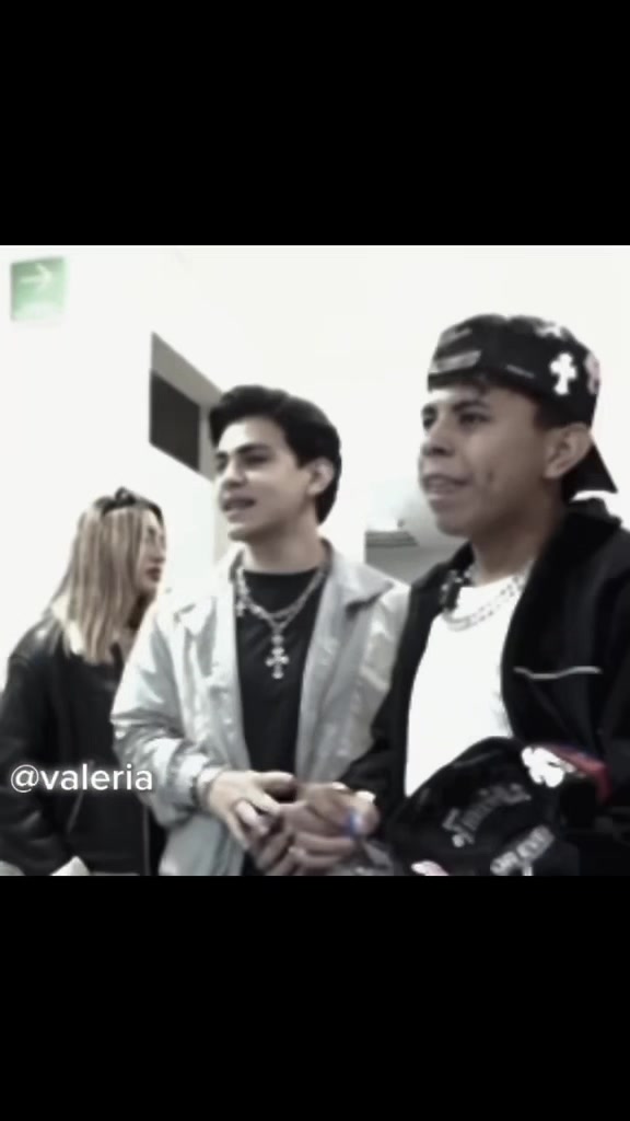 @VALERIA