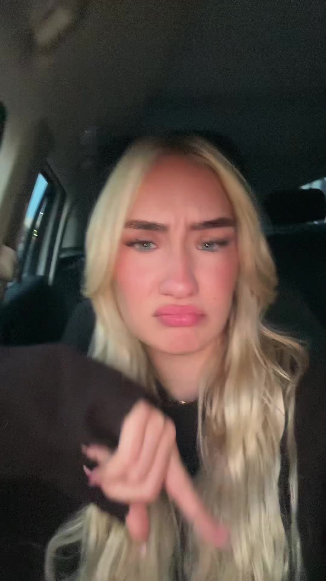 @𝐃𝐈𝐀𝐍𝐀 𝐒𝐈𝐗𝐓𝐈𝐍𝐀