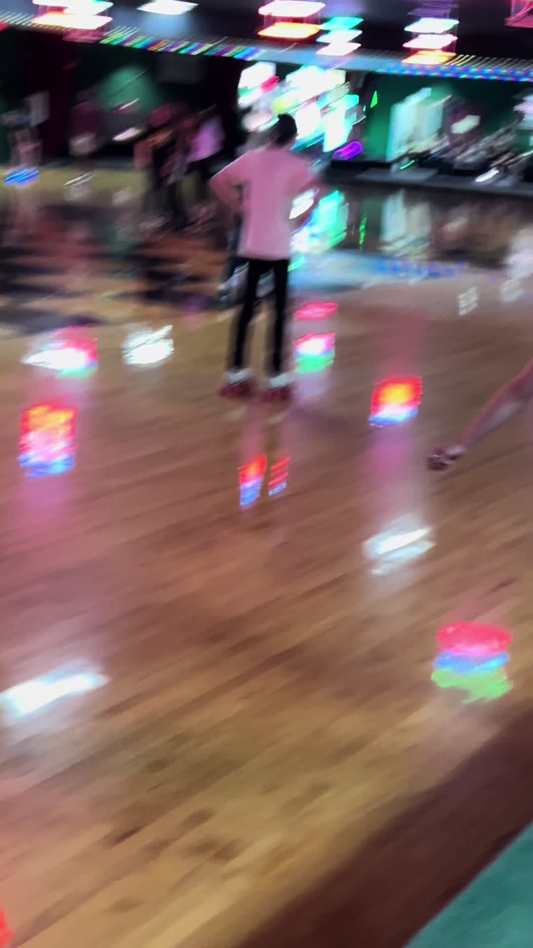@melanieatlskates