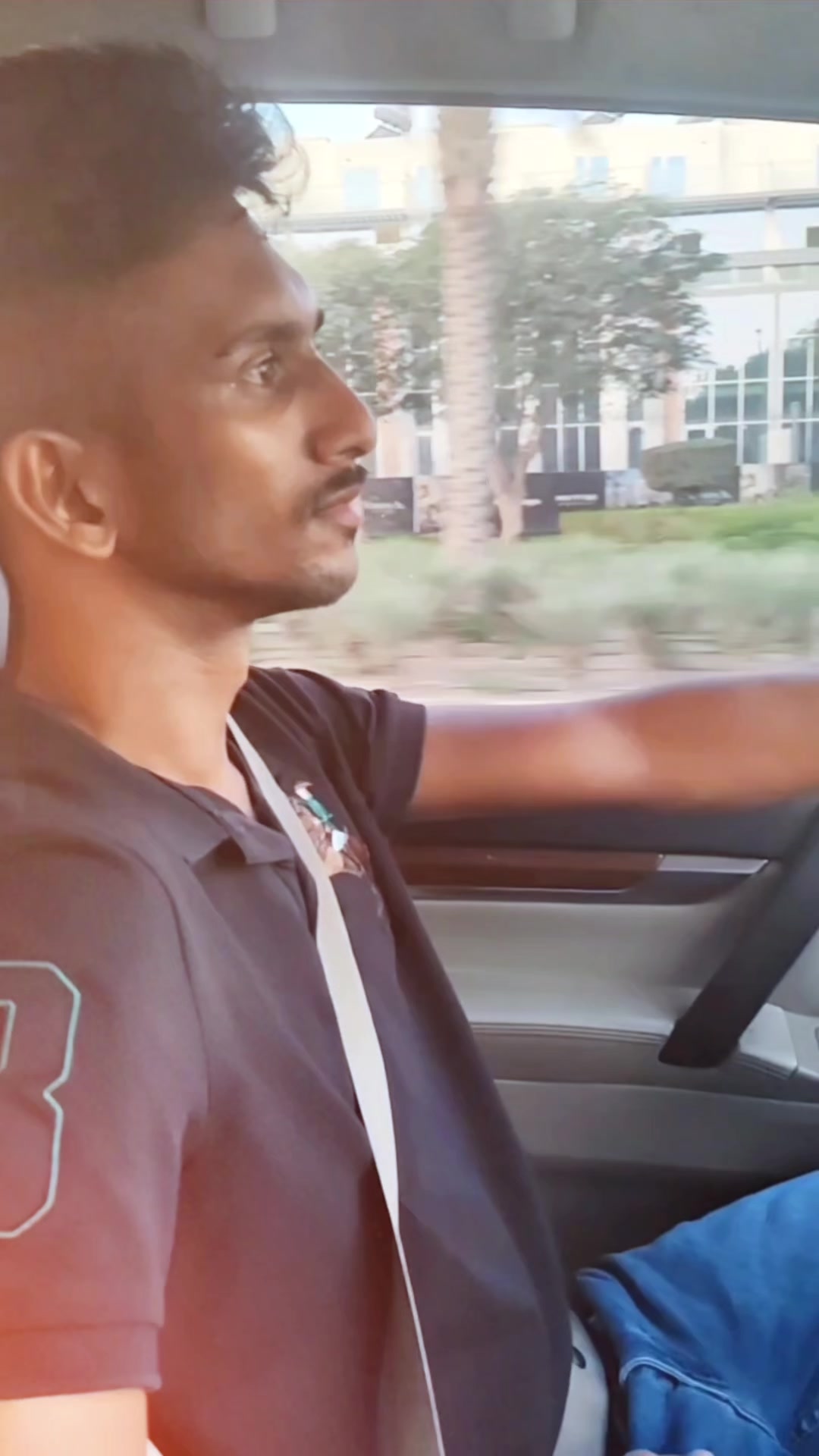 @🇦🇪🇱🇰සුදු මහත්තයා🇦🇪🇱🇰