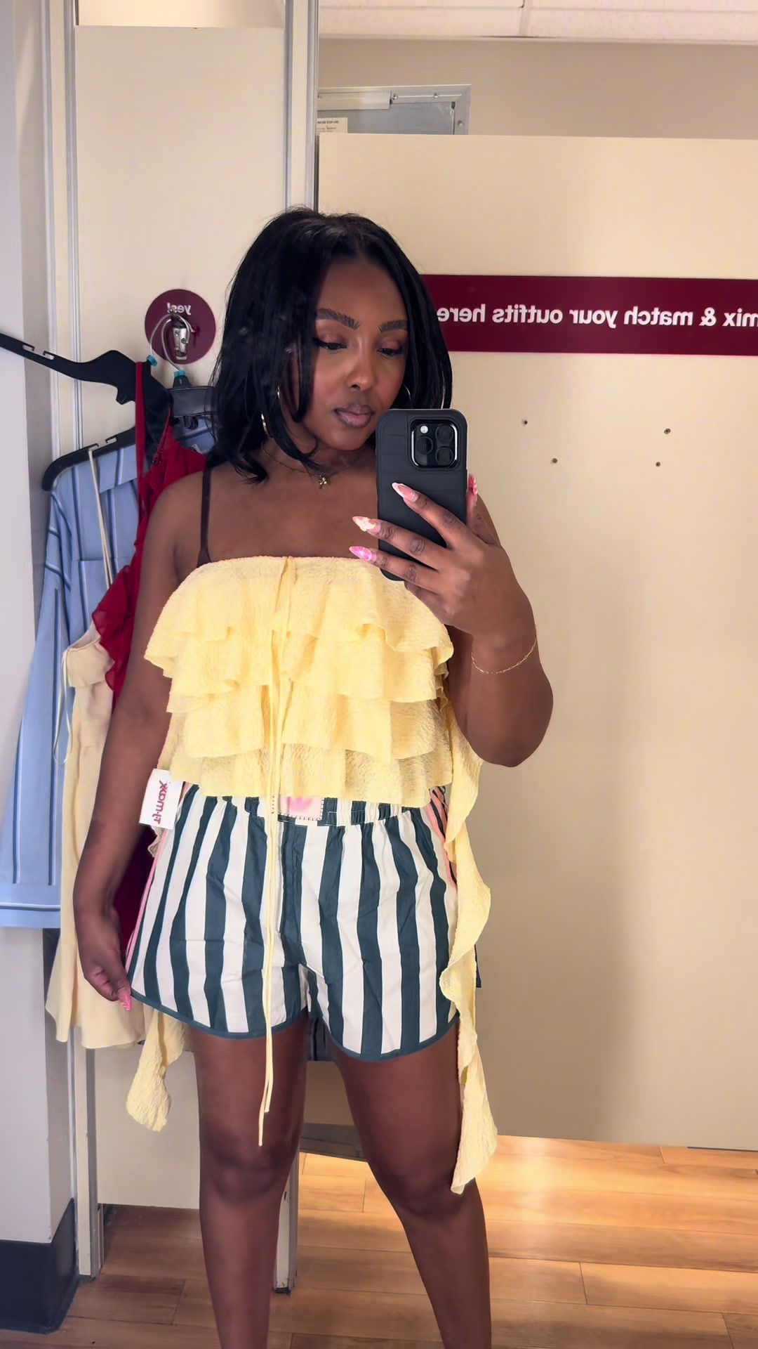@Lachelle Trends