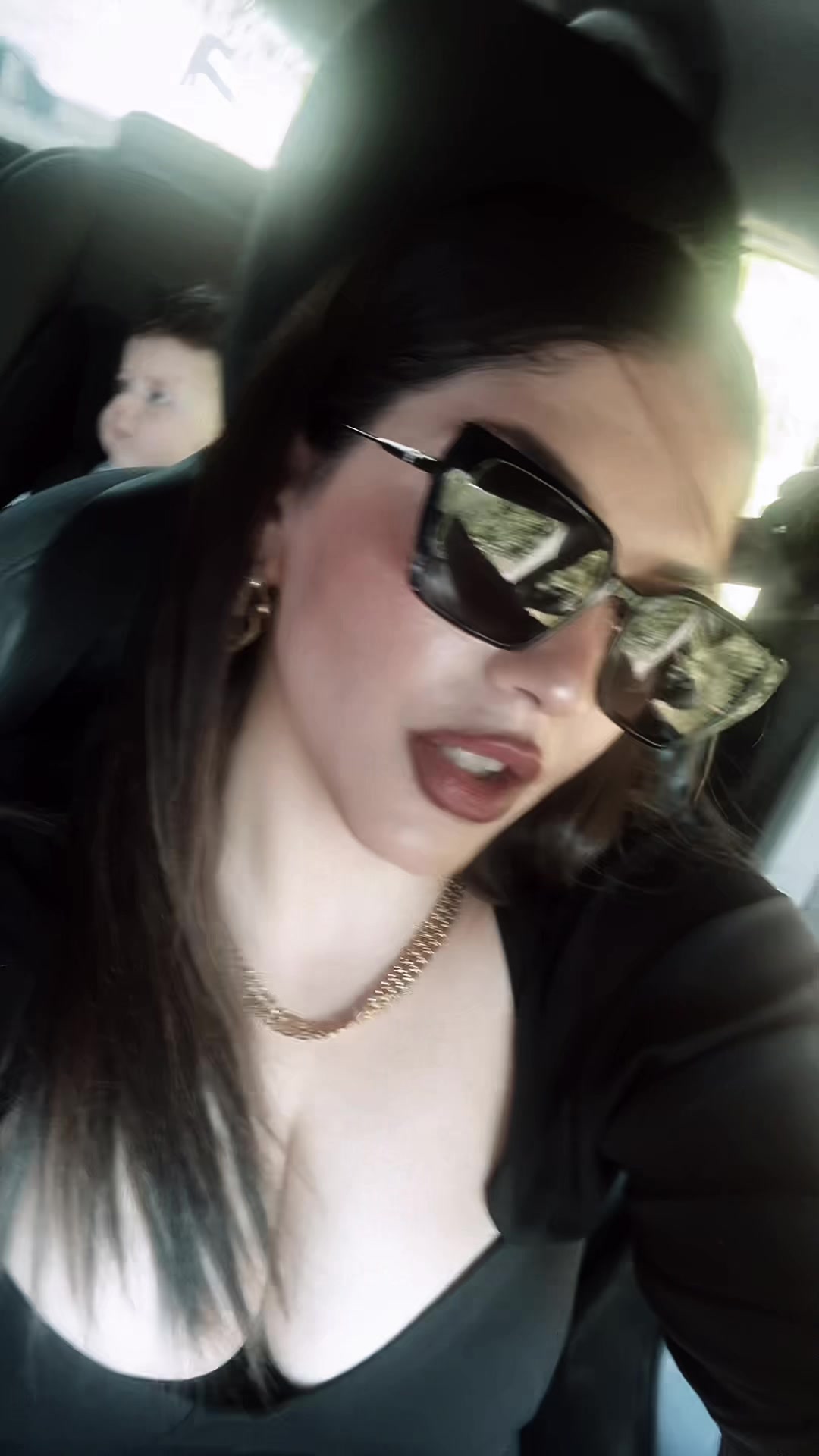 @𝓓𝓮𝓫𝓸𝓻𝓪𝓱 💫