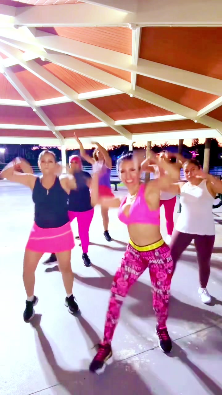 @Betsyzumba