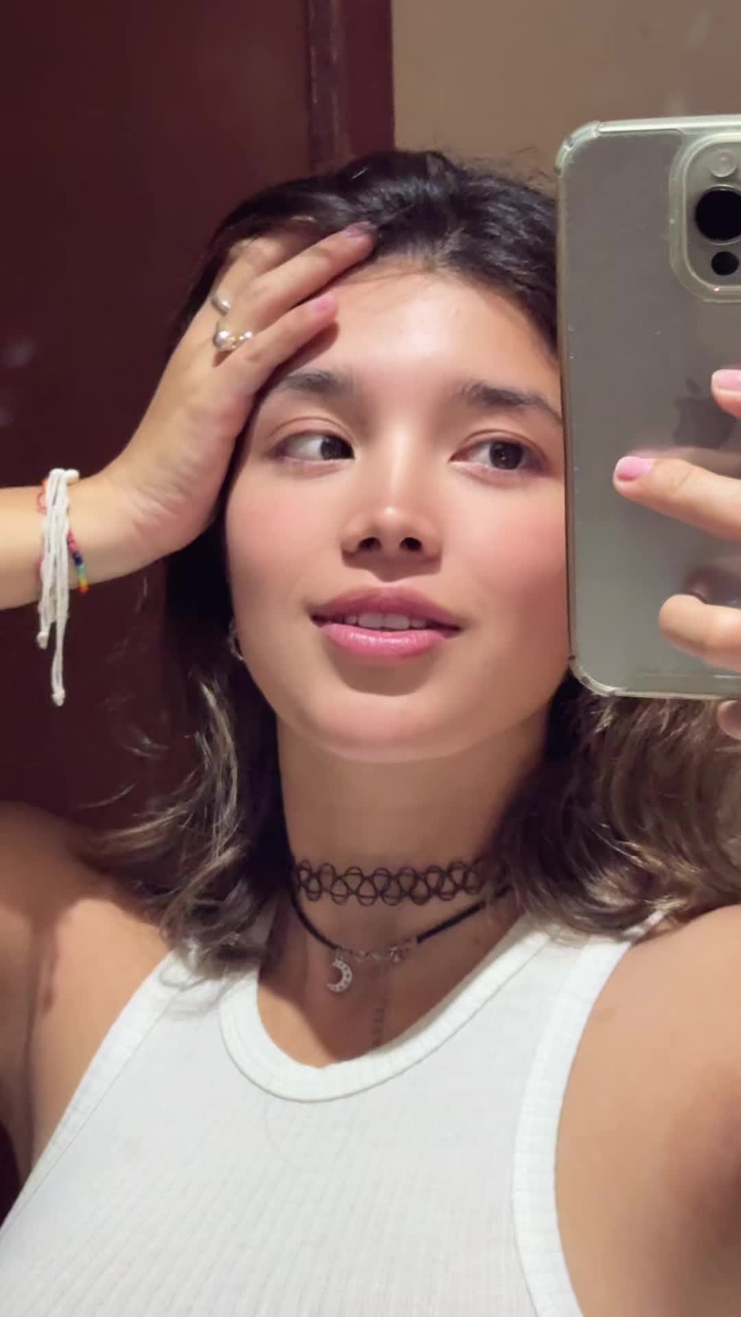 @Ariannelychee
