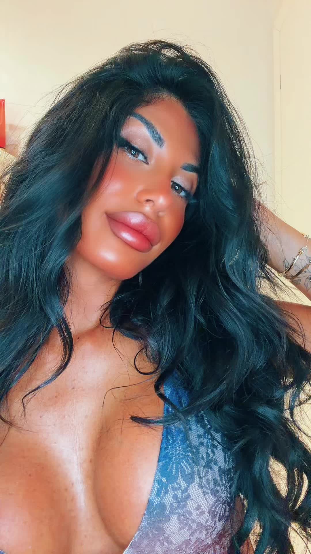 @sharon ospite