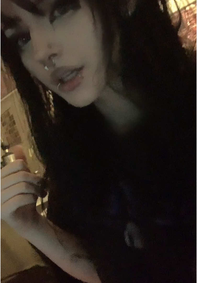 @chloe ひ