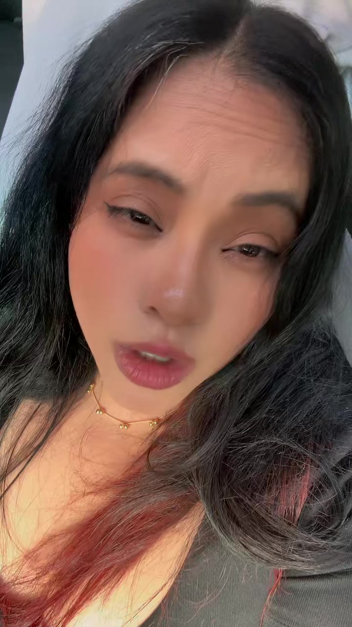 @nayi_0320