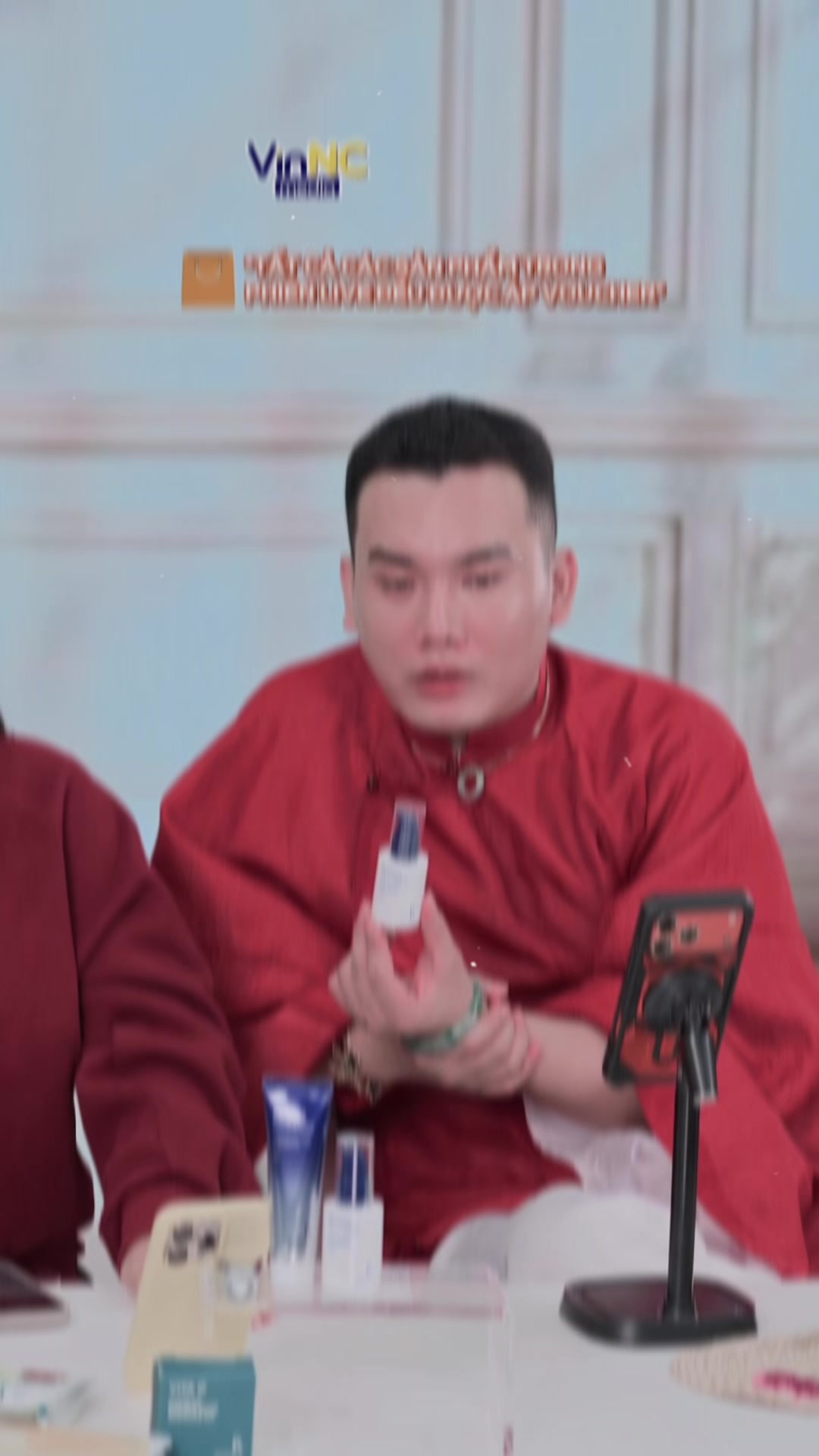 @C&ocirc; Học Chăm Da