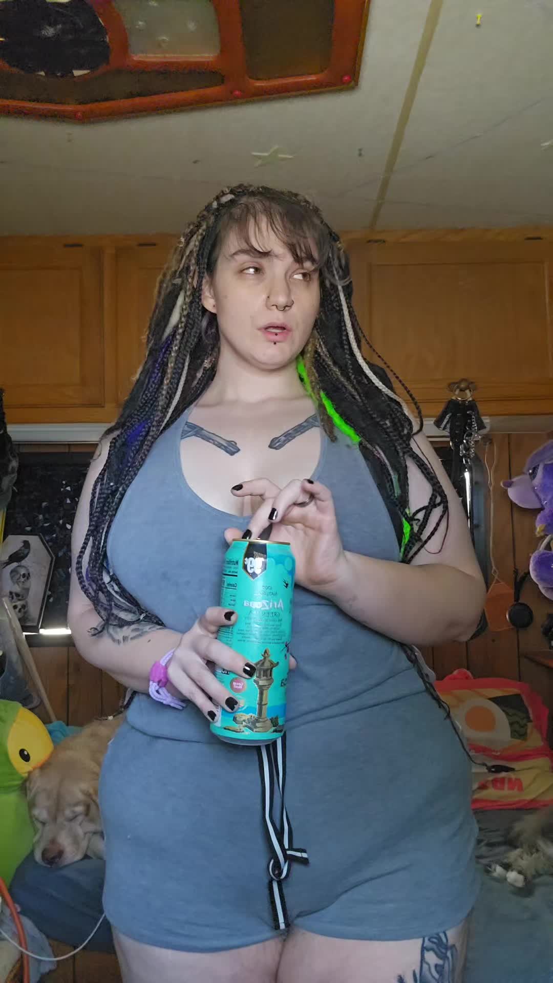@PuffPuffPoppy