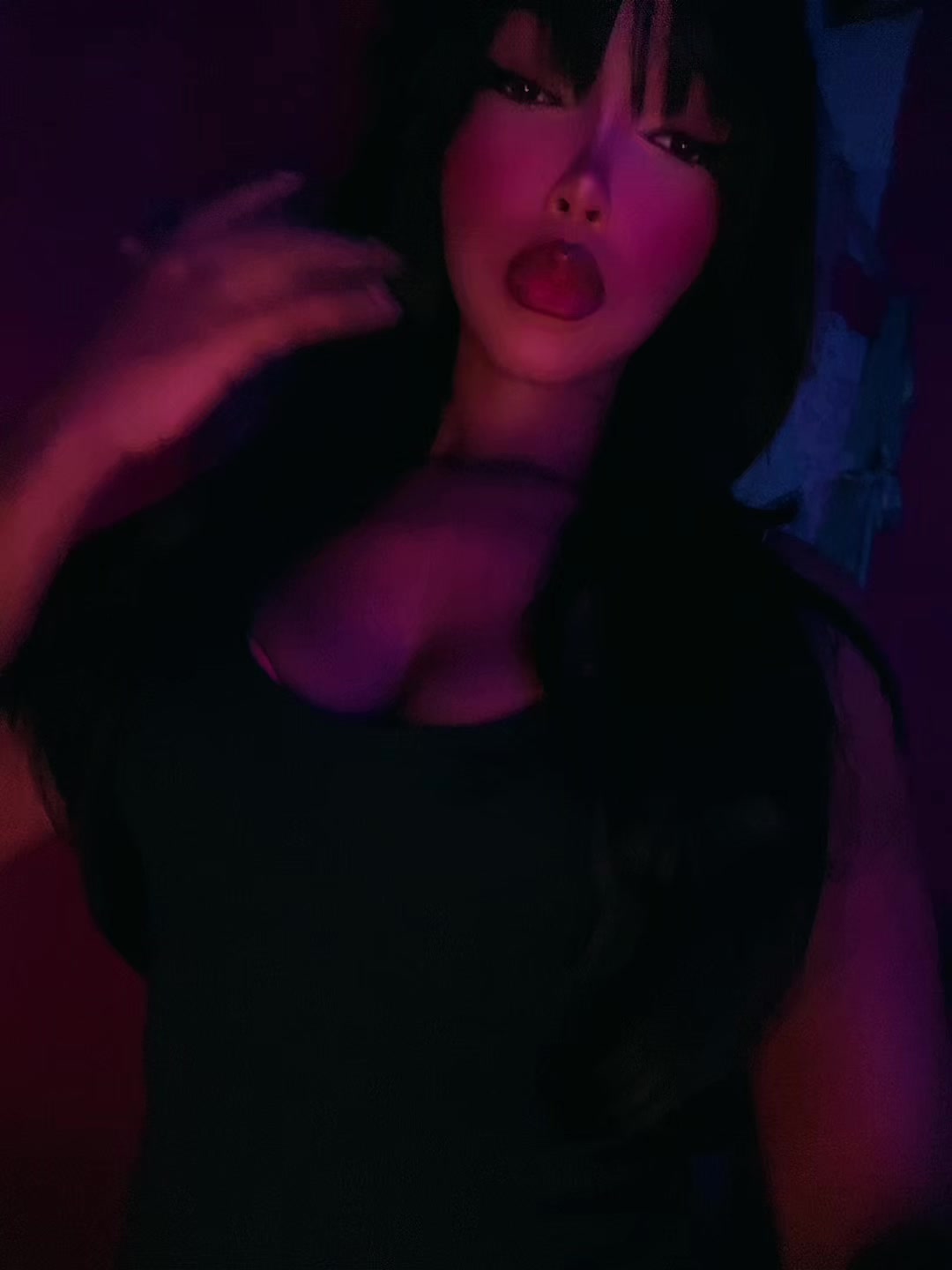 @Esther Castillo 🦇