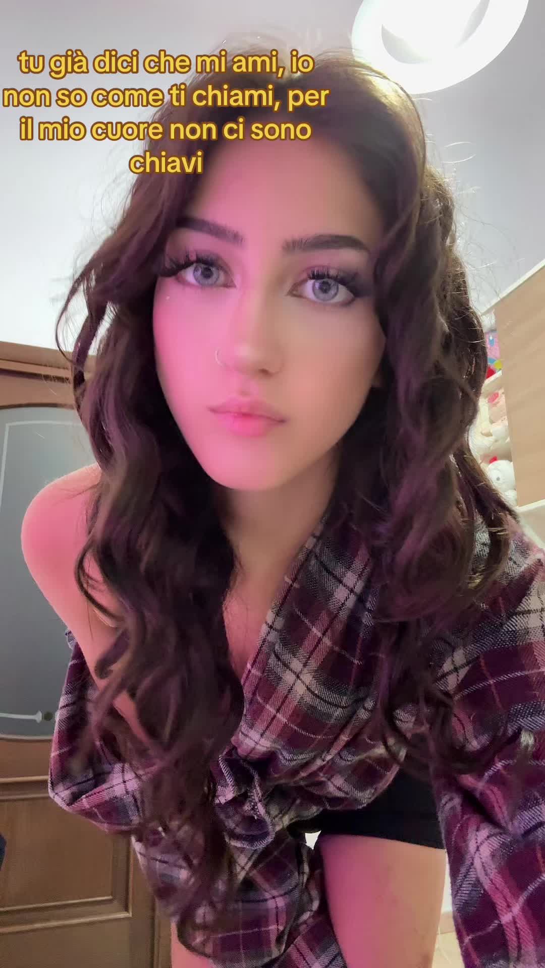 @999