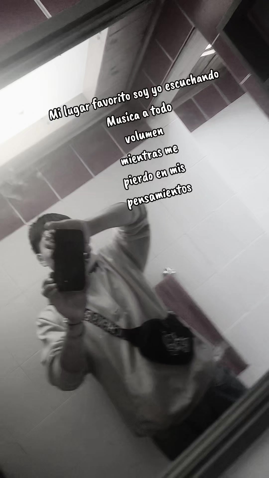 @頹┊×͜× 𝚈𝚊𝚗𝚐 ☯︎