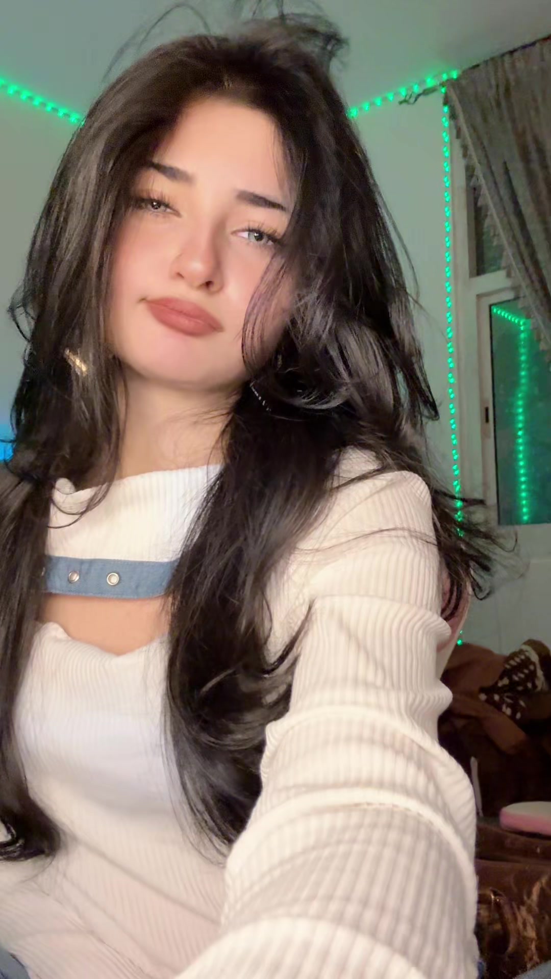 @Tikhiii mirch🌶️