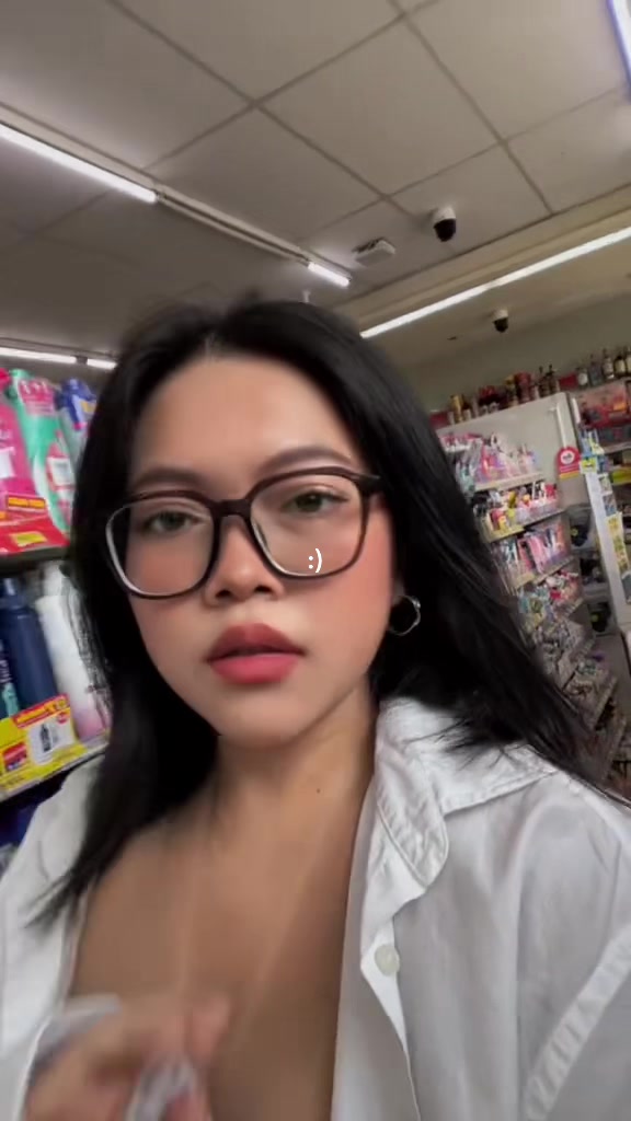 @黄