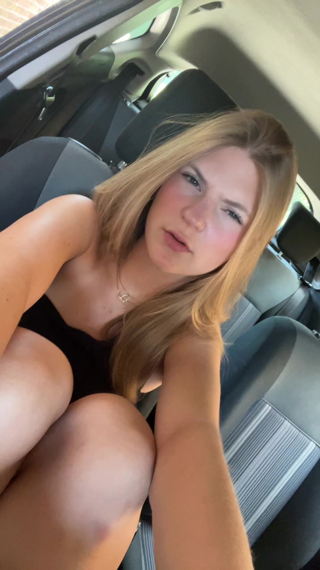 @CAITLY💗