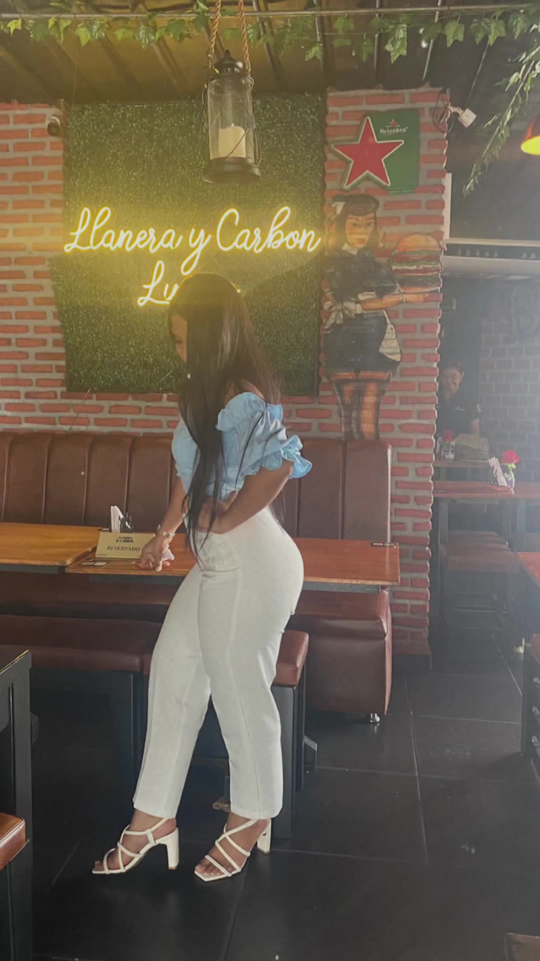 @Anais paola